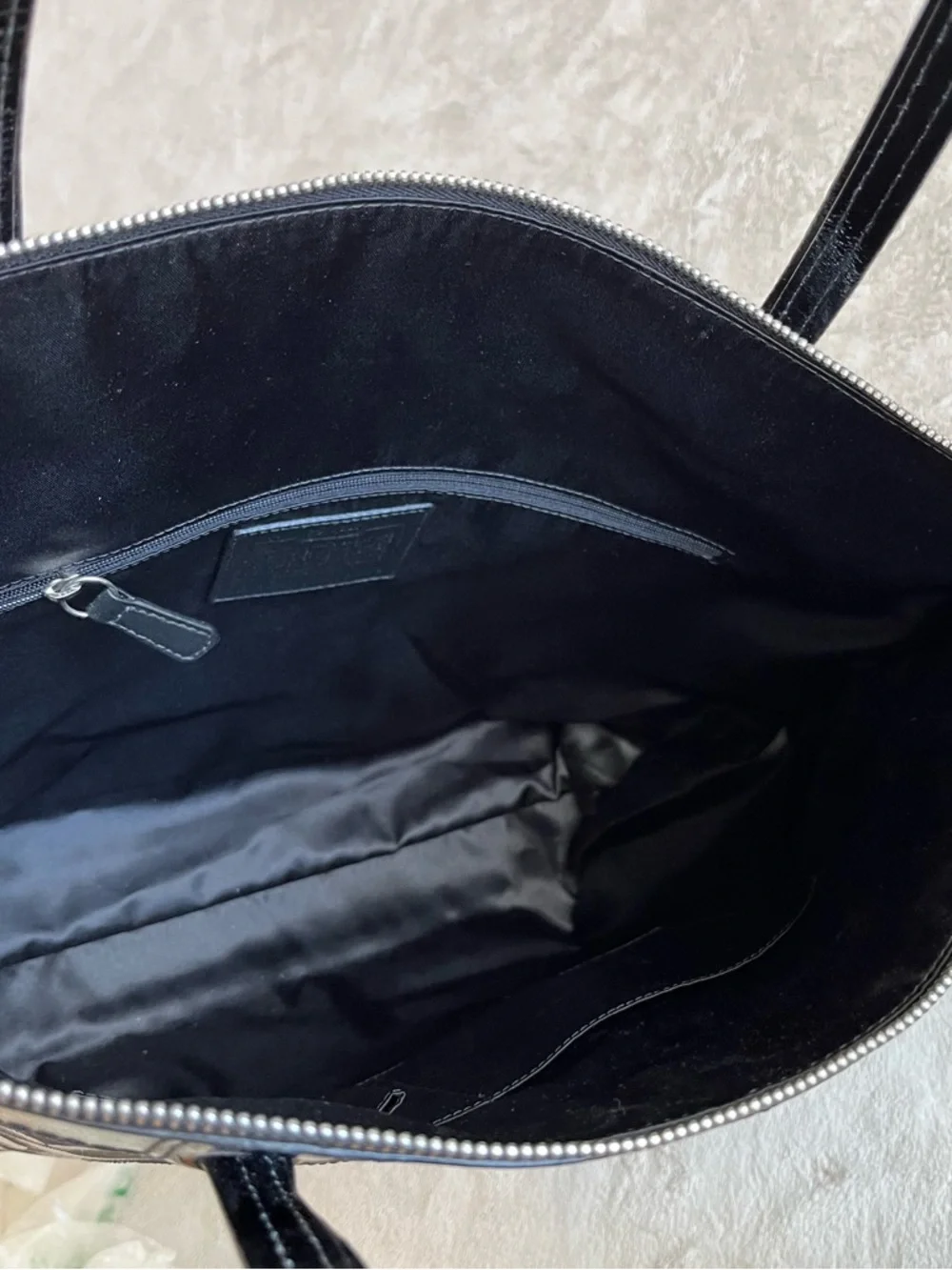 Coach Laura Signature C Vintage Tote Bag - Picture 7 of 10